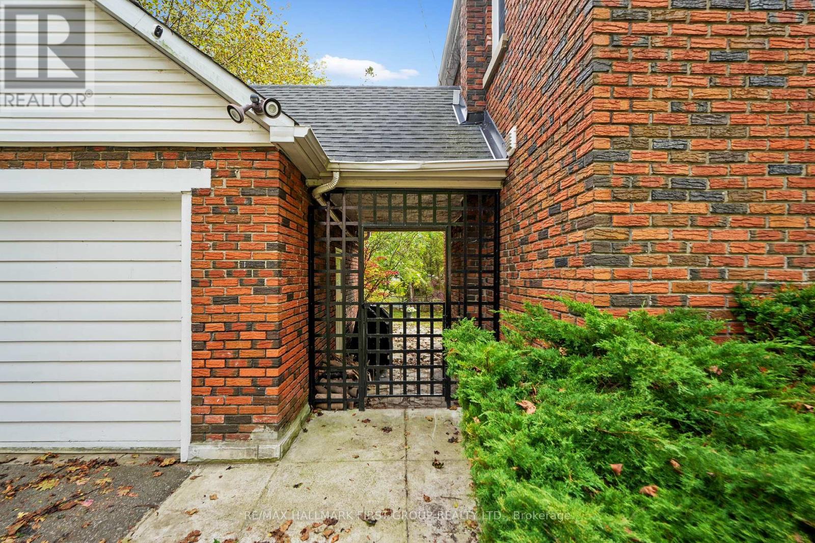 135 Queen Street, Cobourg, Ontario  K9A 1N1 - Photo 38 - X12465196