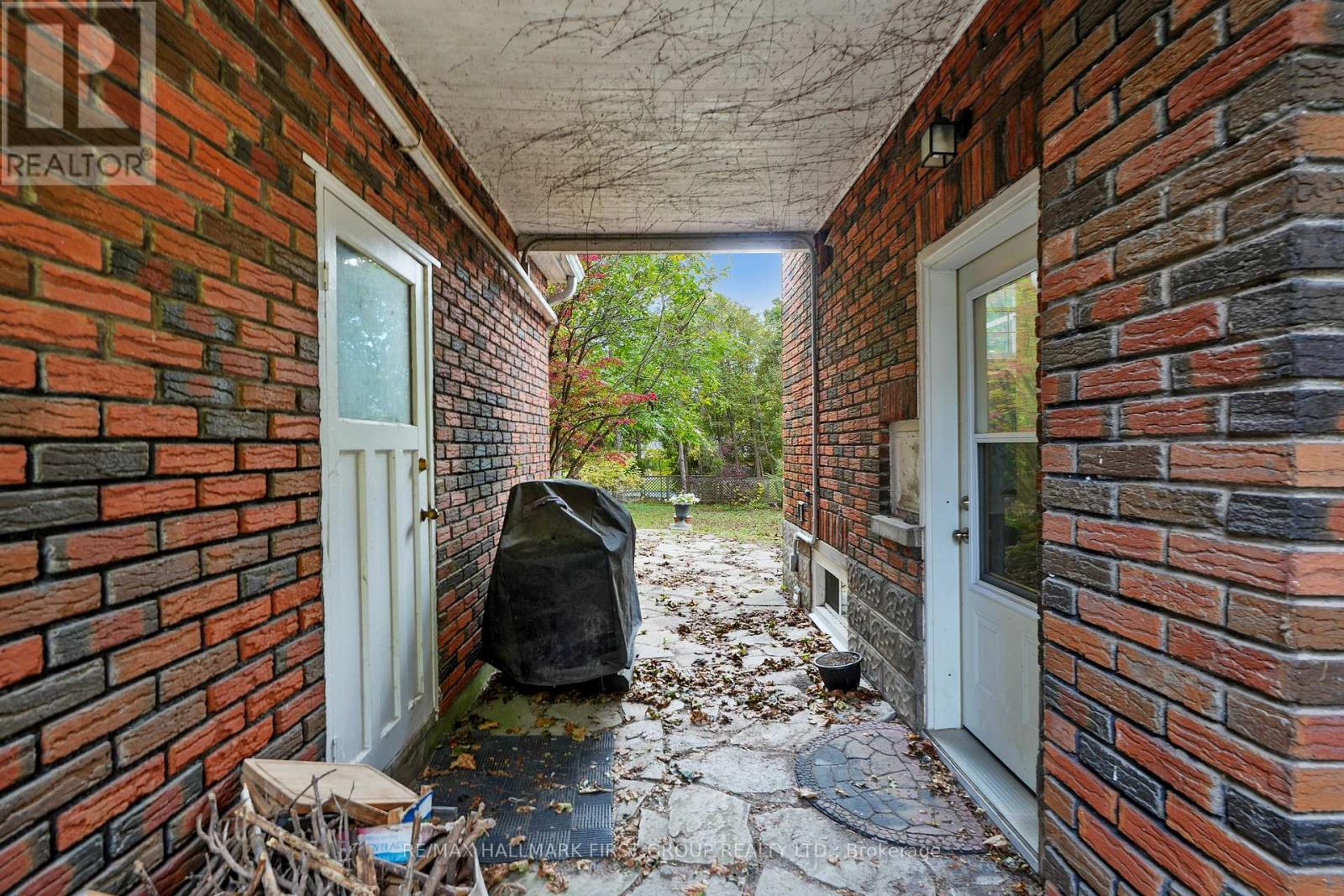 135 Queen Street, Cobourg, Ontario  K9A 1N1 - Photo 39 - X12465196