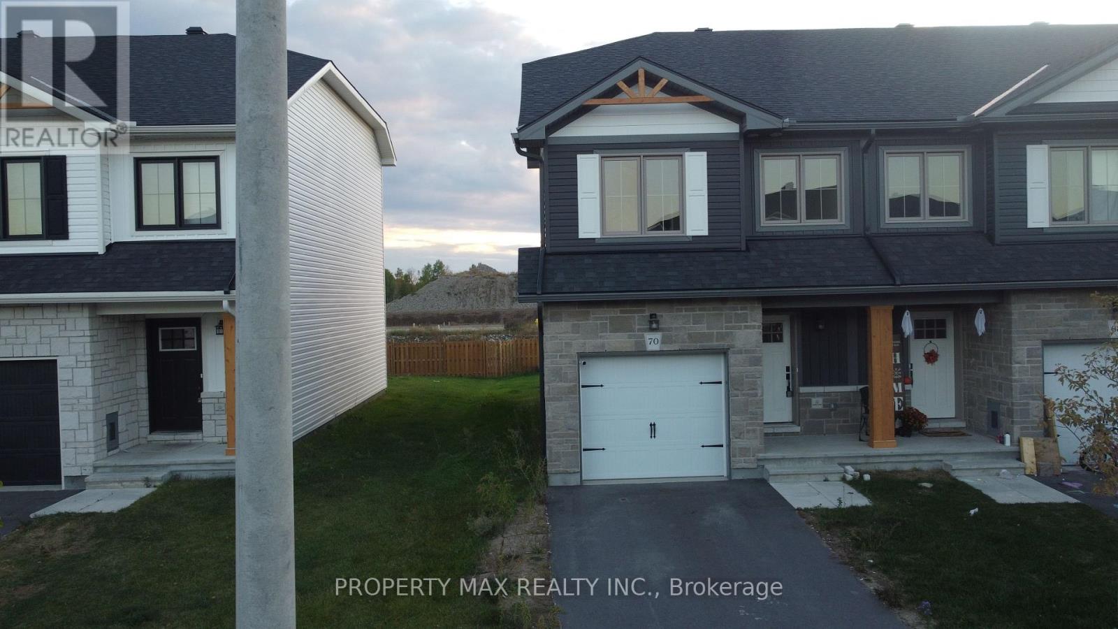 70 STAPLES BOULEVARD, Smiths Falls, Ontario