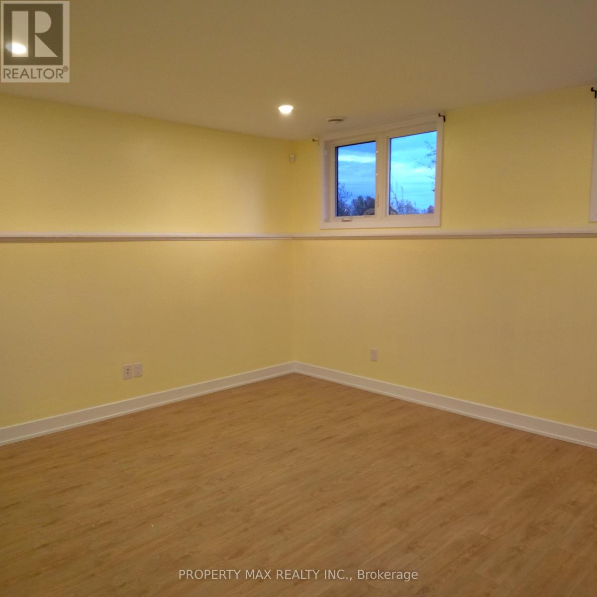 70 Staples Boulevard, Smiths Falls, Ontario  K7A 0A5 - Photo 20 - X12465208