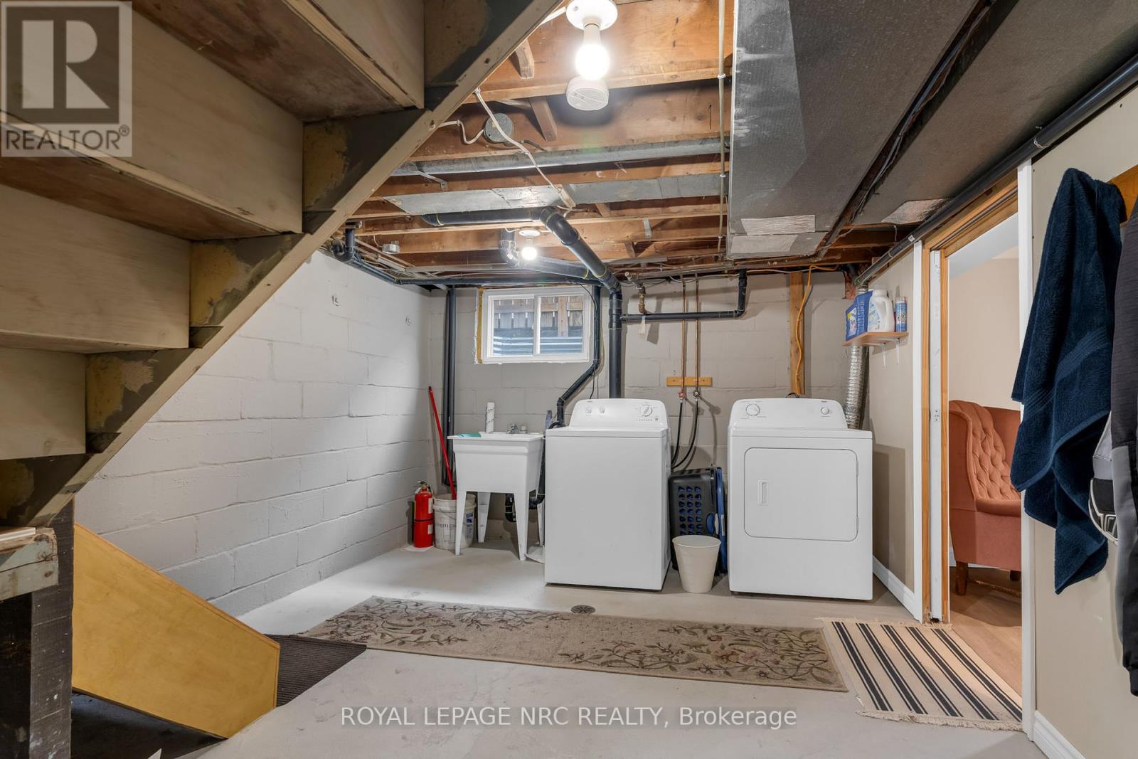 475 East 38th Street, Hamilton, Ontario  L8V 4G7 - Photo 29 - X12465209