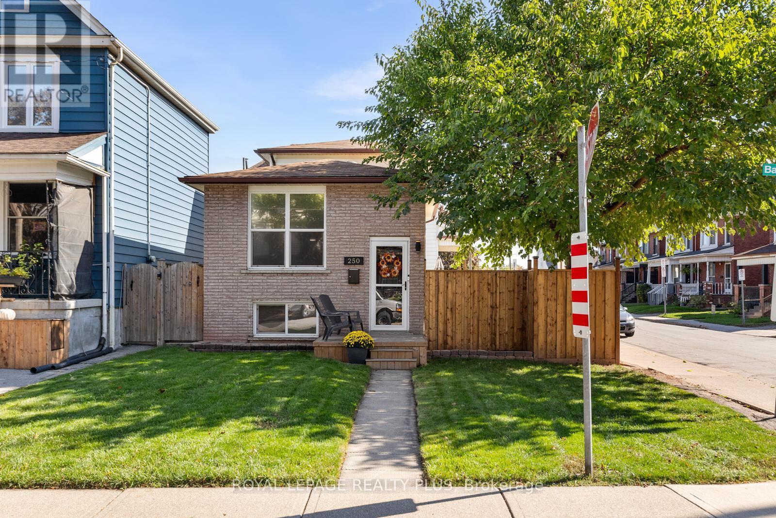 250 BALMORAL AVENUE N, Hamilton, Ontario