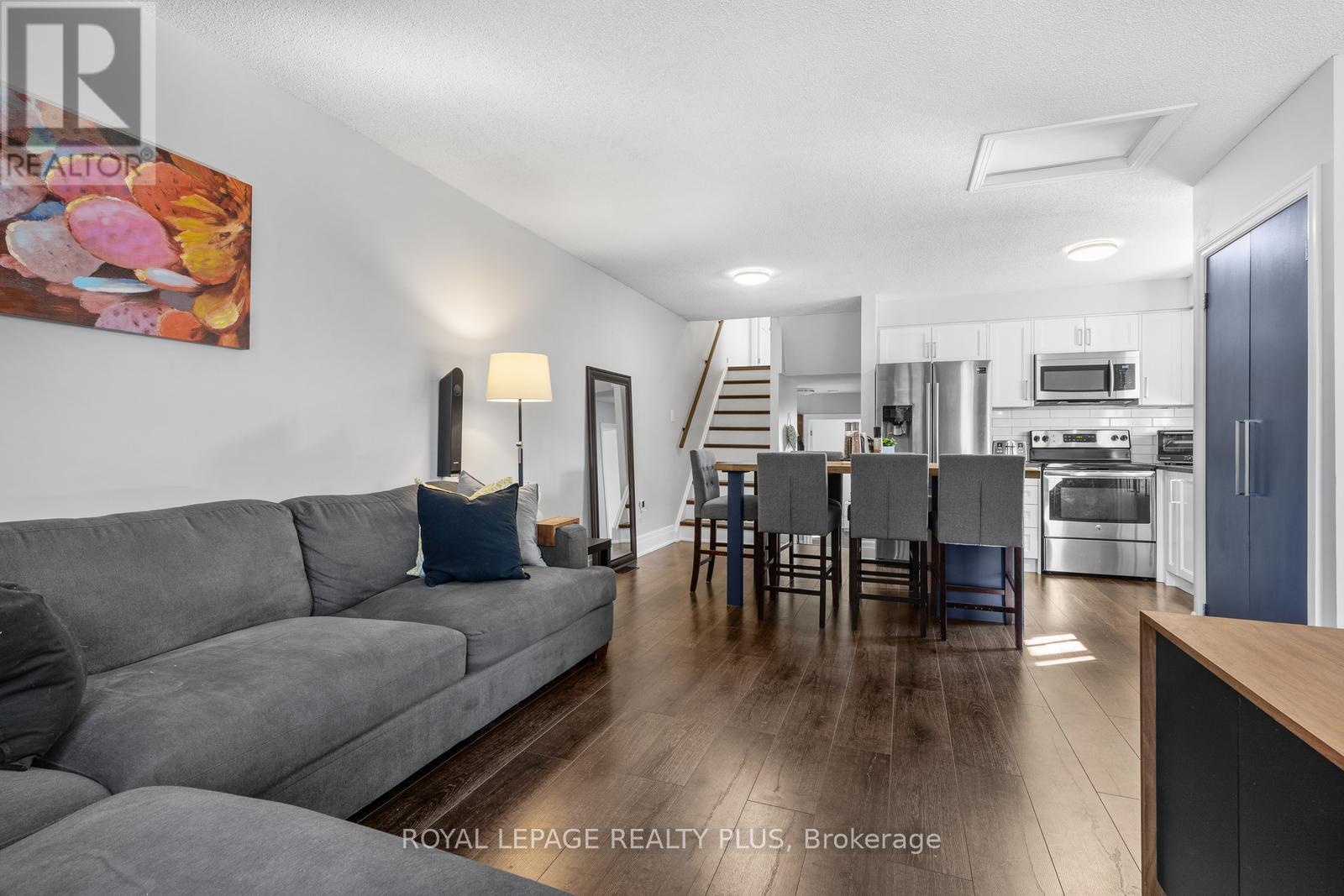 250 Balmoral Avenue N, Hamilton (Crown Point), Ontario  L8L 7S4 - Photo 8 - X12465224