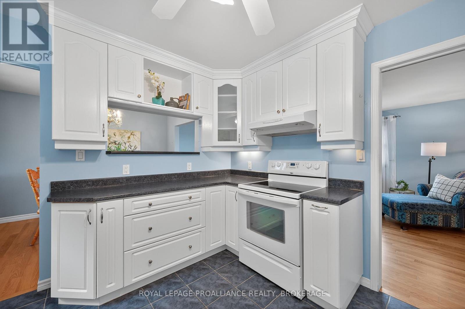 855 Woodbine Road, Kingston (North Of Taylor-Kidd Blvd), Ontario  K7P 2X3 - Photo 10 - X12465573