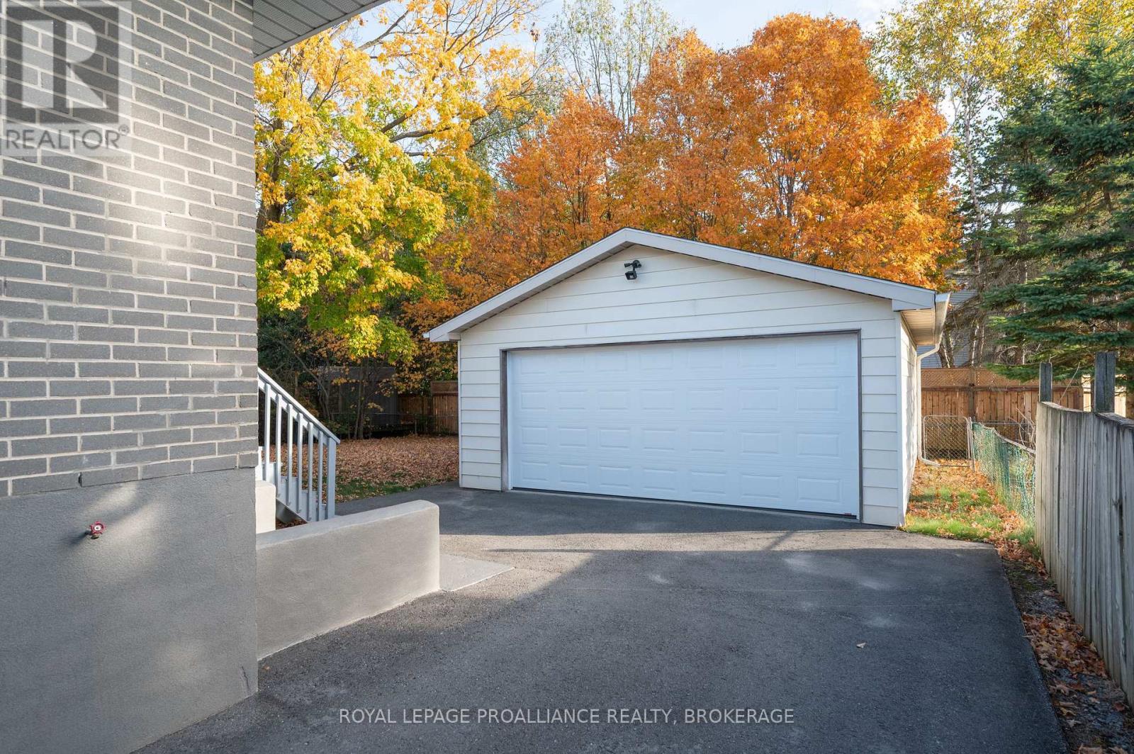 855 Woodbine Road, Kingston (North Of Taylor-Kidd Blvd), Ontario  K7P 2X3 - Photo 31 - X12465573