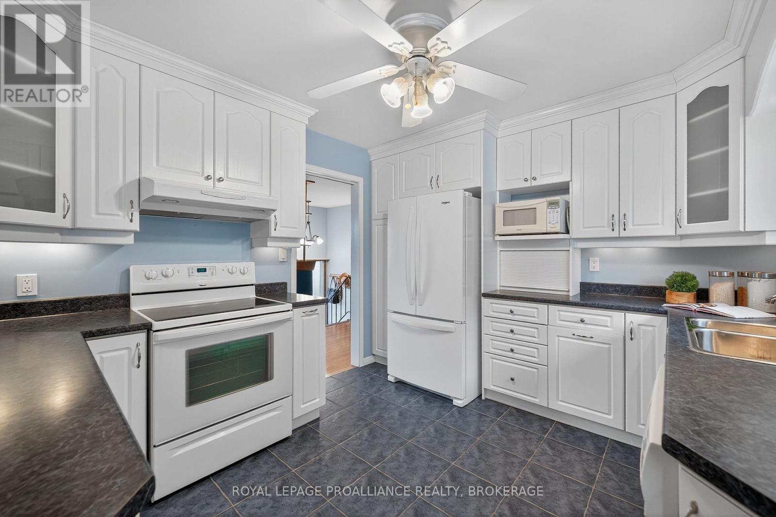 855 Woodbine Road, Kingston (North Of Taylor-Kidd Blvd), Ontario  K7P 2X3 - Photo 7 - X12465573