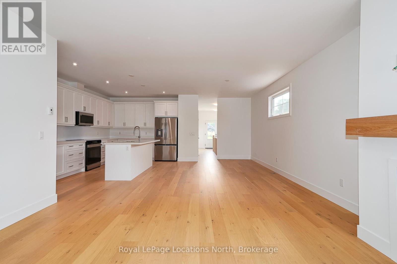 64 52nd Street S, Wasaga Beach, Ontario  L9Z 1W8 - Photo 17 - S12465530