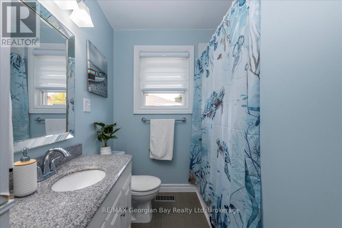 327 Scott Street, Midland, Ontario  L4R 2M9 - Photo 14 - S12465578
