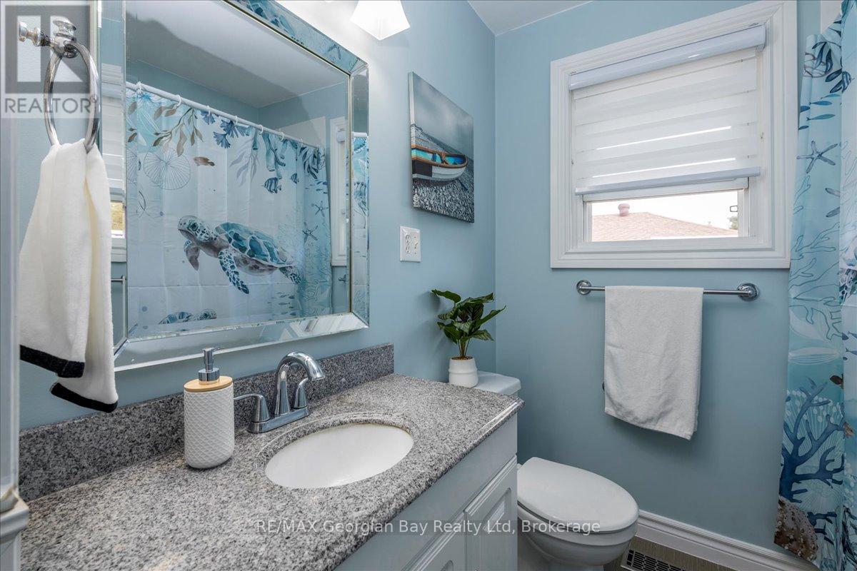 327 Scott Street, Midland, Ontario  L4R 2M9 - Photo 15 - S12465578