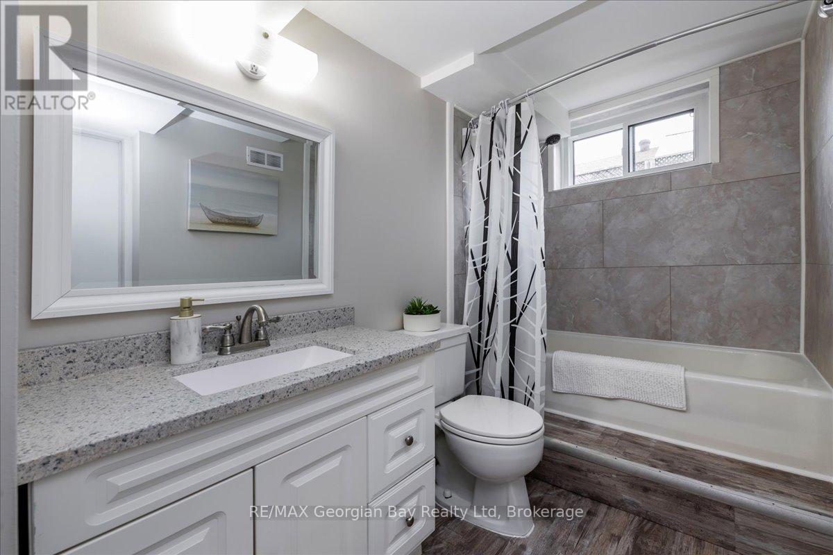 327 Scott Street, Midland, Ontario  L4R 2M9 - Photo 23 - S12465578