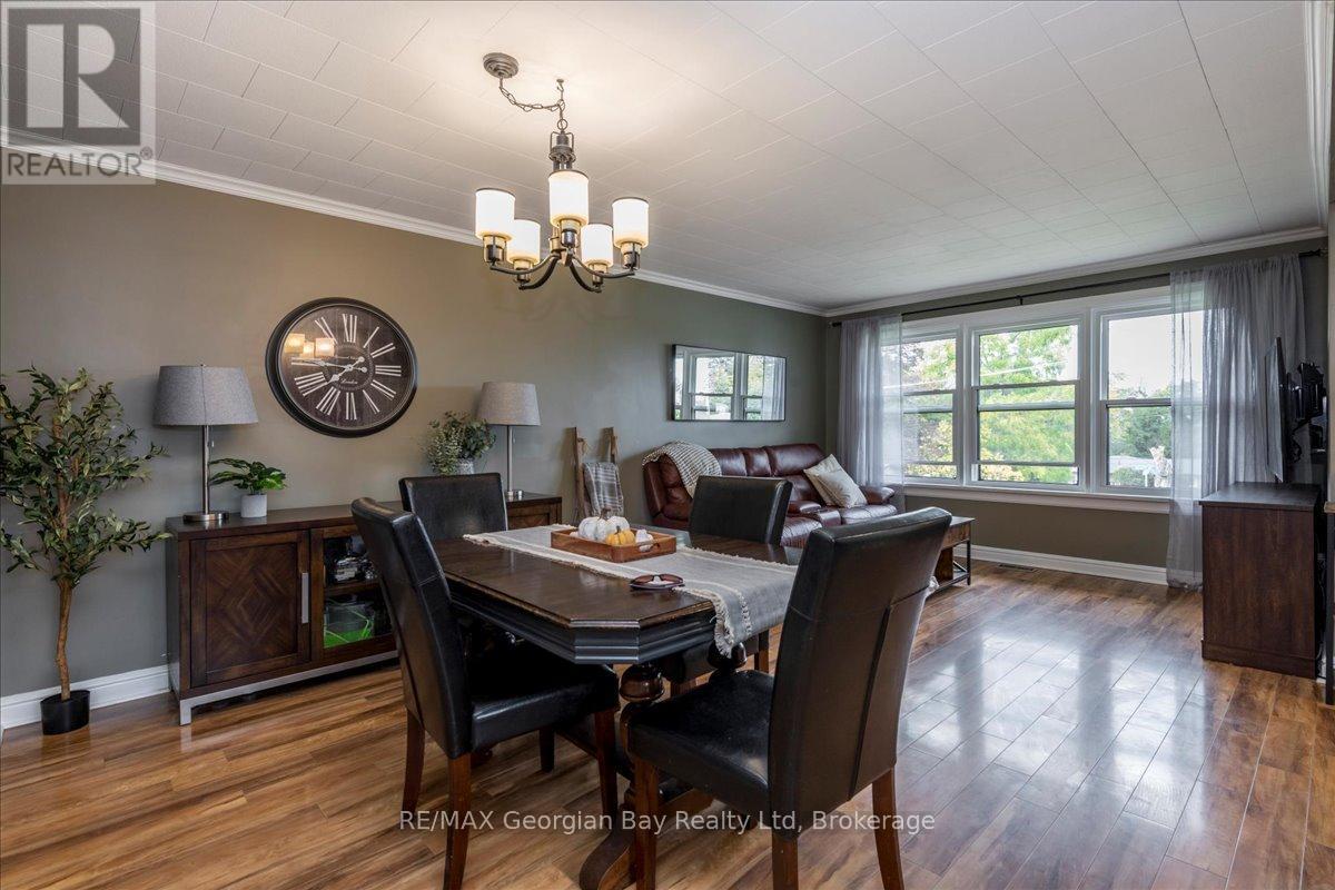 327 Scott Street, Midland, Ontario  L4R 2M9 - Photo 7 - S12465578