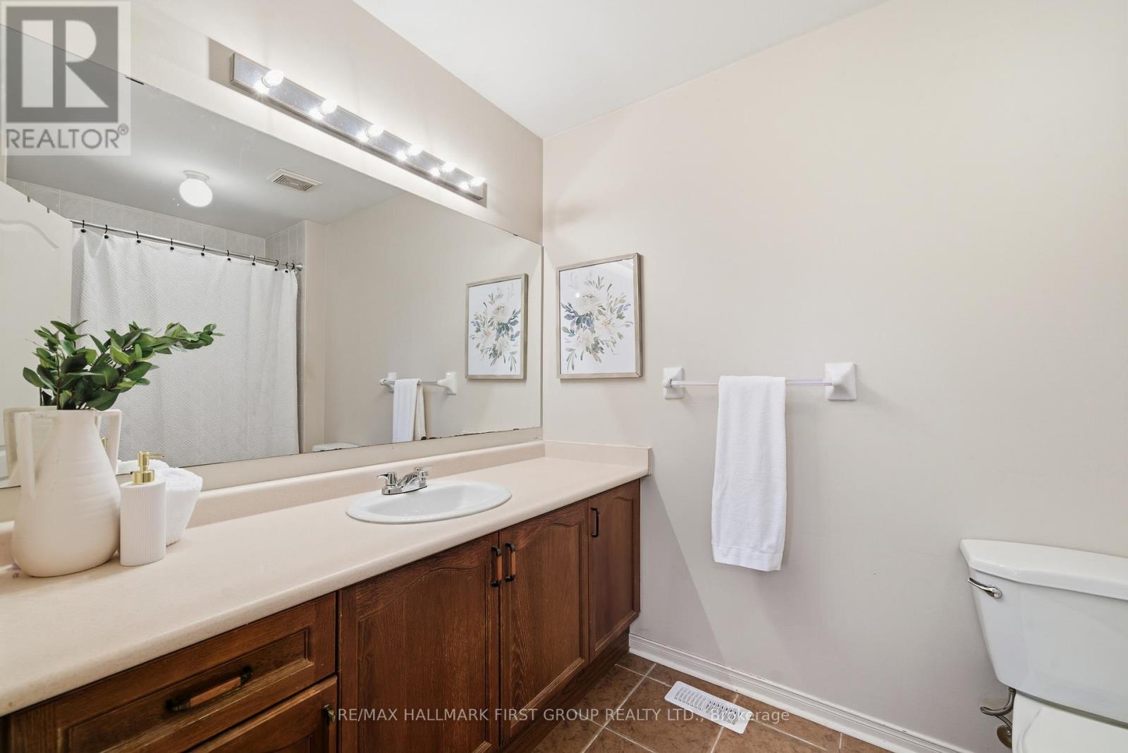 47 Telegraph Drive, Whitby, Ontario  L1P 1S3 - Photo 18 - E12465511