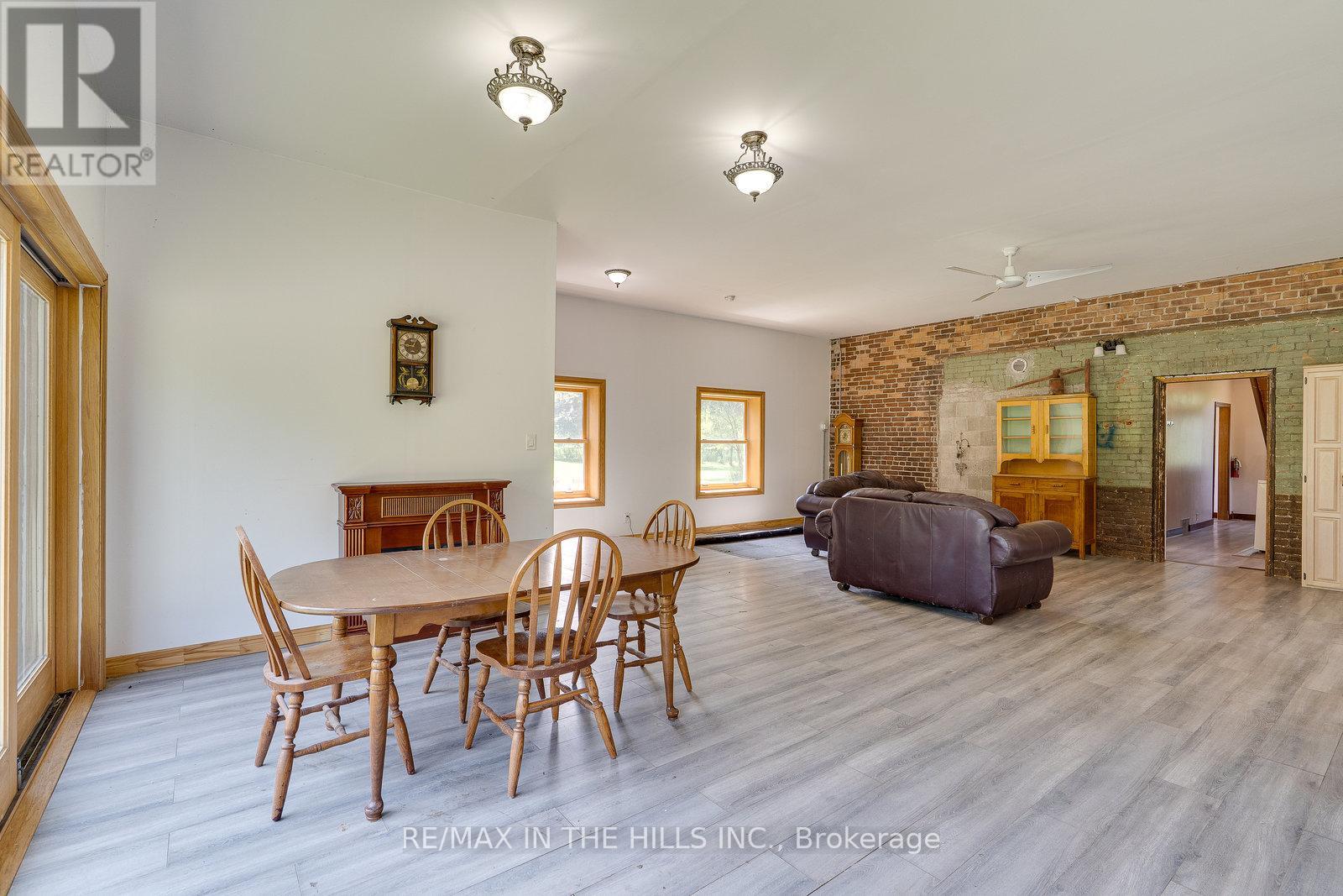 20643 Kennedy Road, Caledon, Ontario  L7K 1Z3 - Photo 9 - W12216770