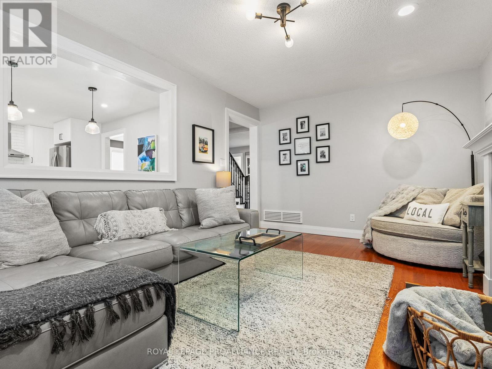 1024 Frei Street, Cobourg, Ontario  K9A 5L4 - Photo 10 - X12465484