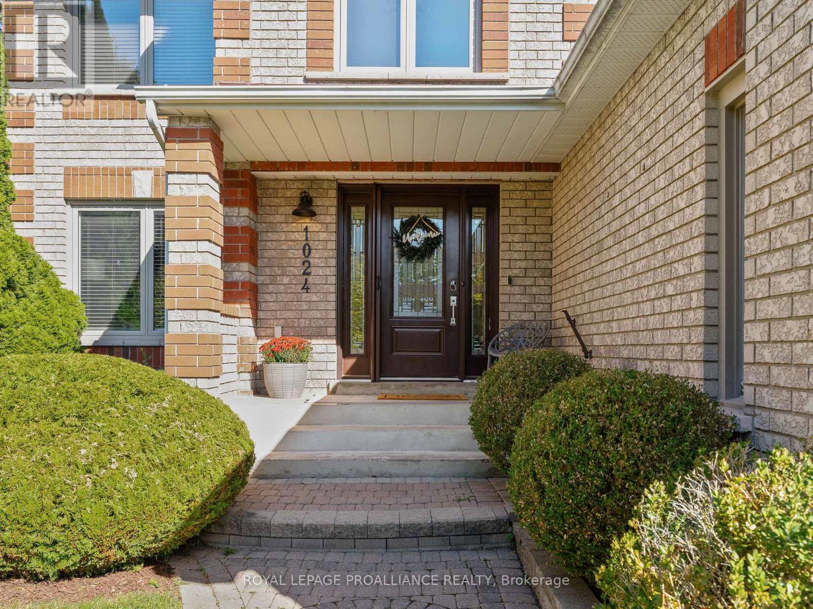 1024 Frei Street, Cobourg, Ontario  K9A 5L4 - Photo 3 - X12465484