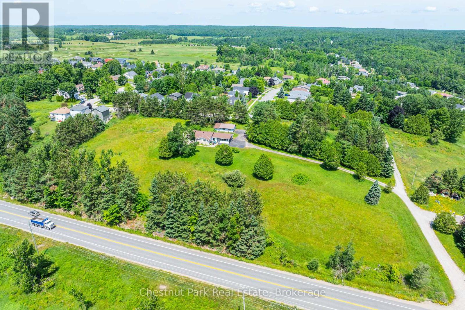 8 Dandelion Lane, Bracebridge, Ontario  P1L 1W8 - Photo 29 - X12465499