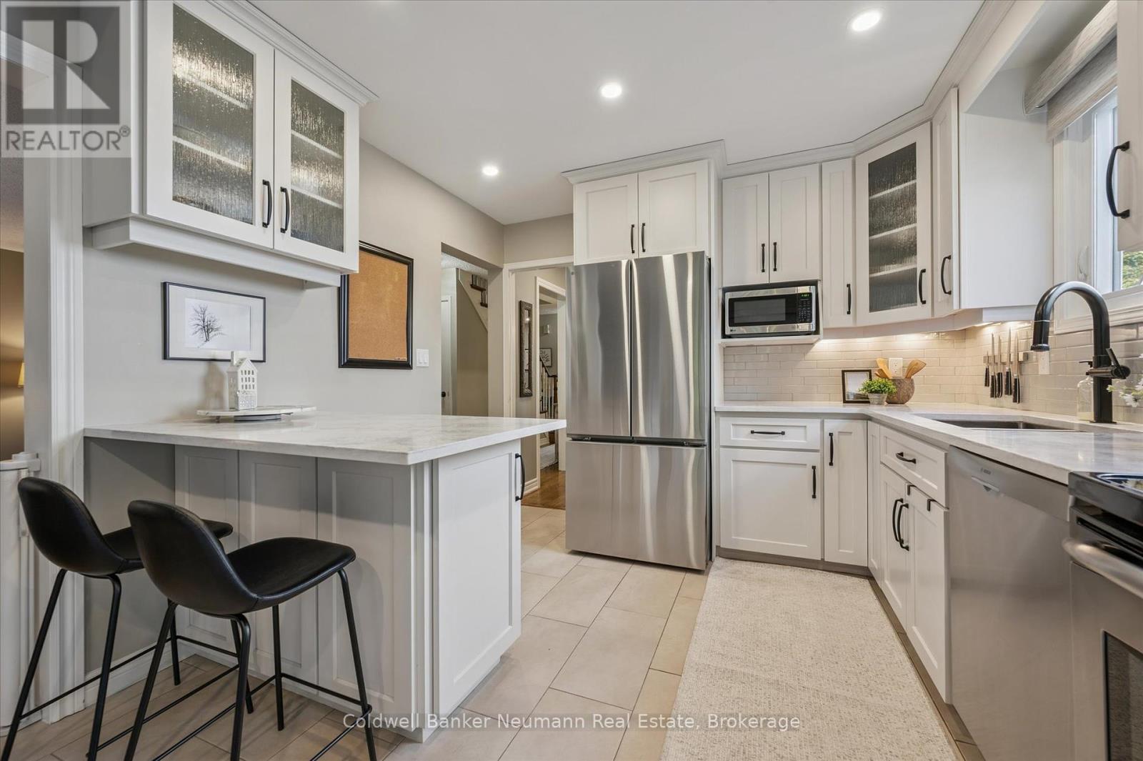 638 Holman Crescent, Centre Wellington, Ontario  N1M 3M1 - Photo 11 - X12465542