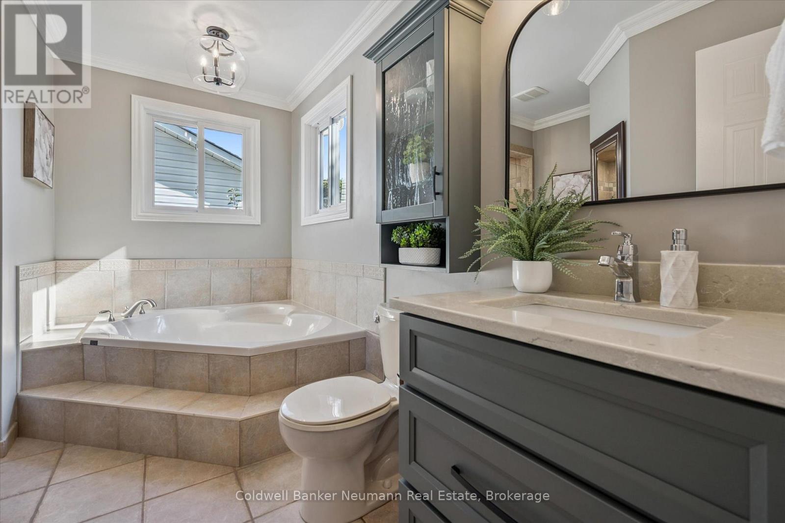 638 Holman Crescent, Centre Wellington, Ontario  N1M 3M1 - Photo 24 - X12465542