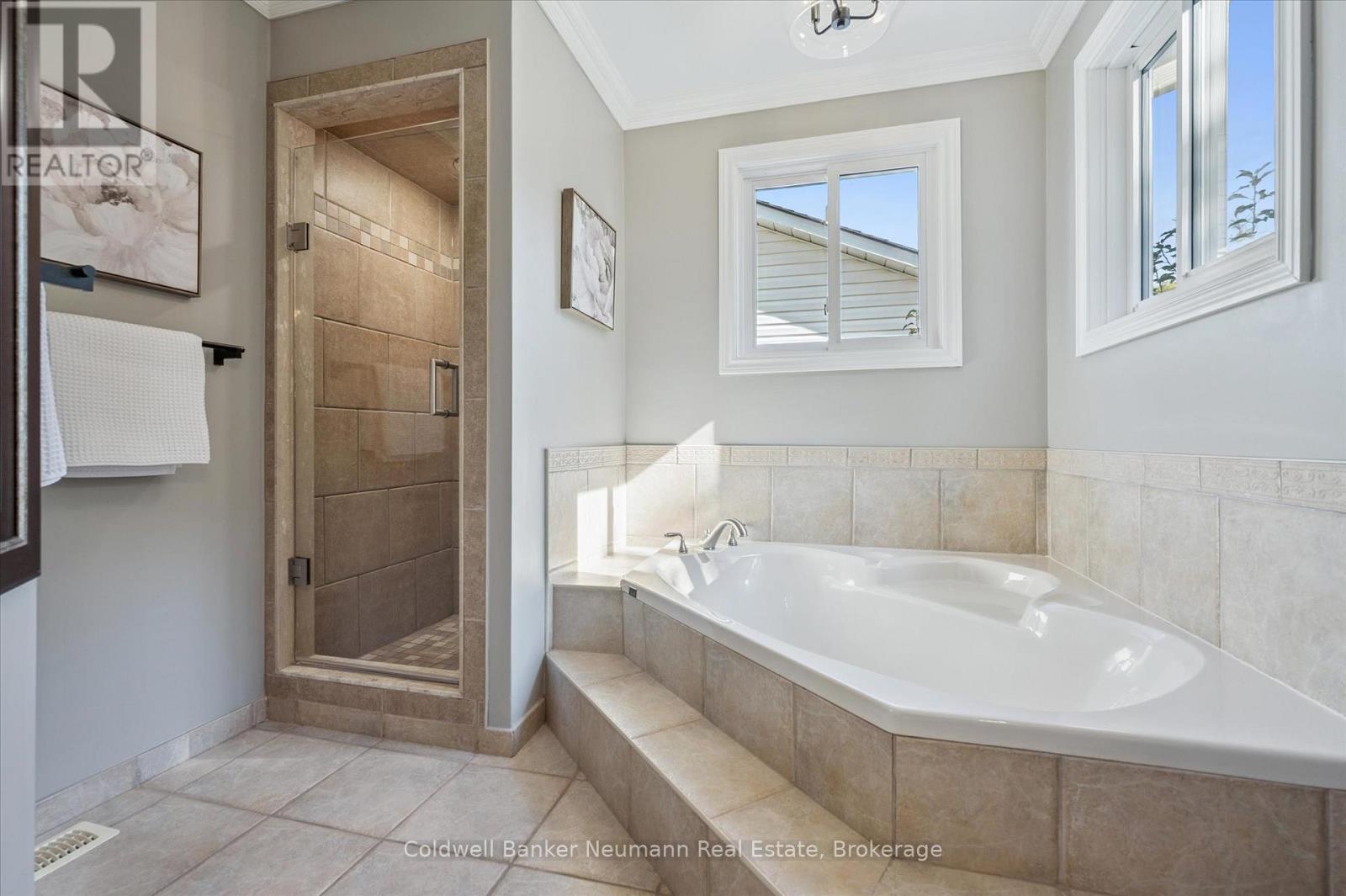 638 Holman Crescent, Centre Wellington, Ontario  N1M 3M1 - Photo 25 - X12465542
