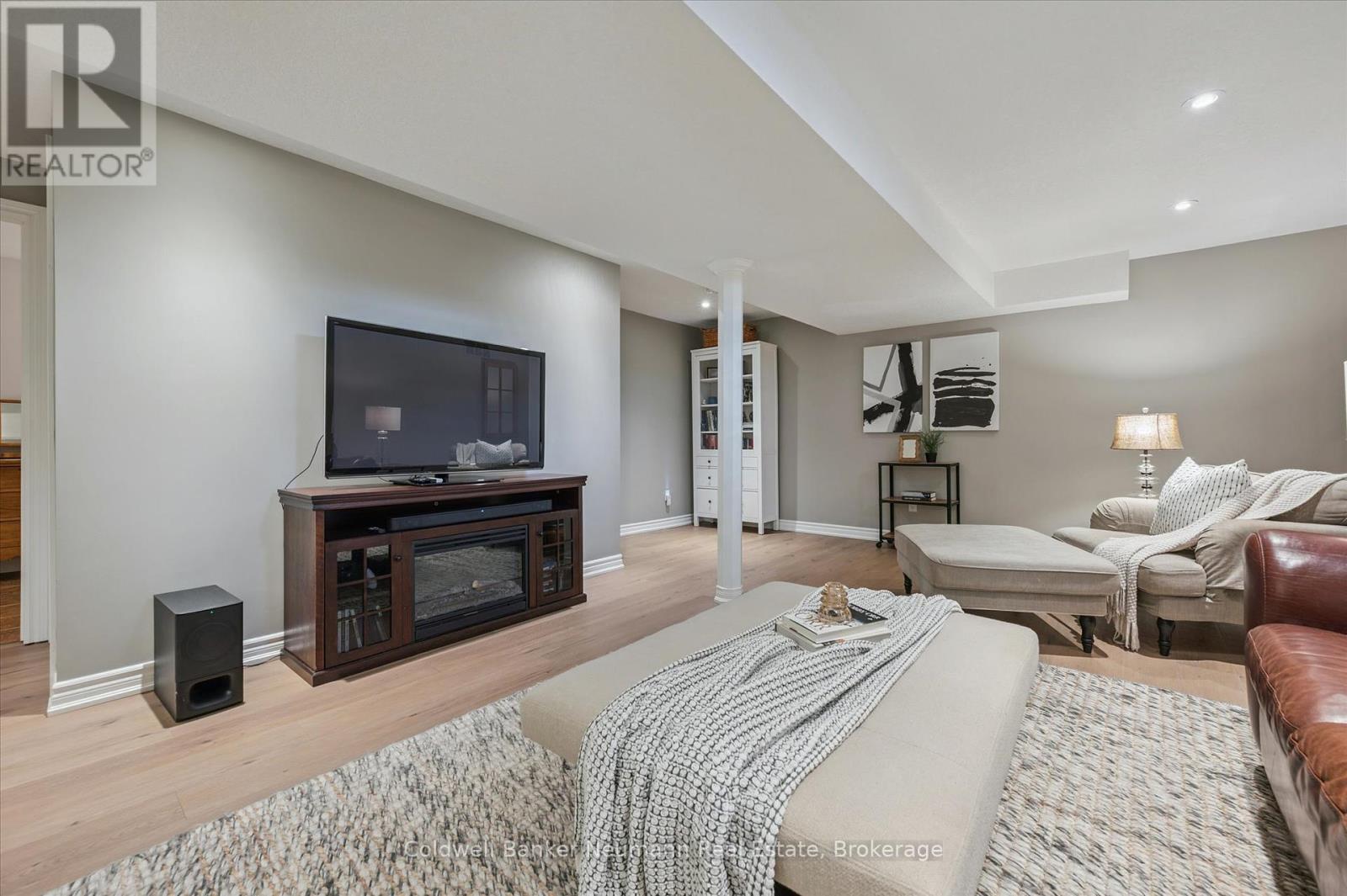 638 Holman Crescent, Centre Wellington, Ontario  N1M 3M1 - Photo 28 - X12465542