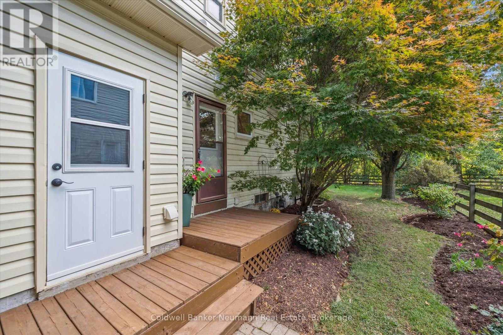 638 Holman Crescent, Centre Wellington, Ontario  N1M 3M1 - Photo 32 - X12465542