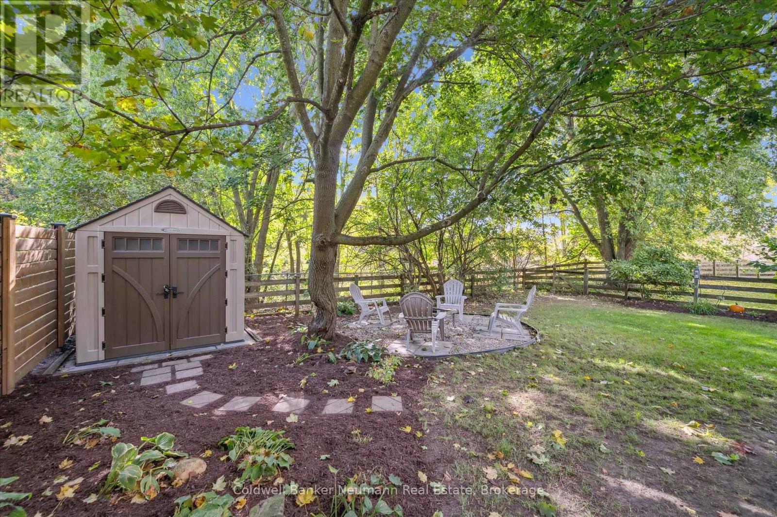 638 Holman Crescent, Centre Wellington, Ontario  N1M 3M1 - Photo 38 - X12465542
