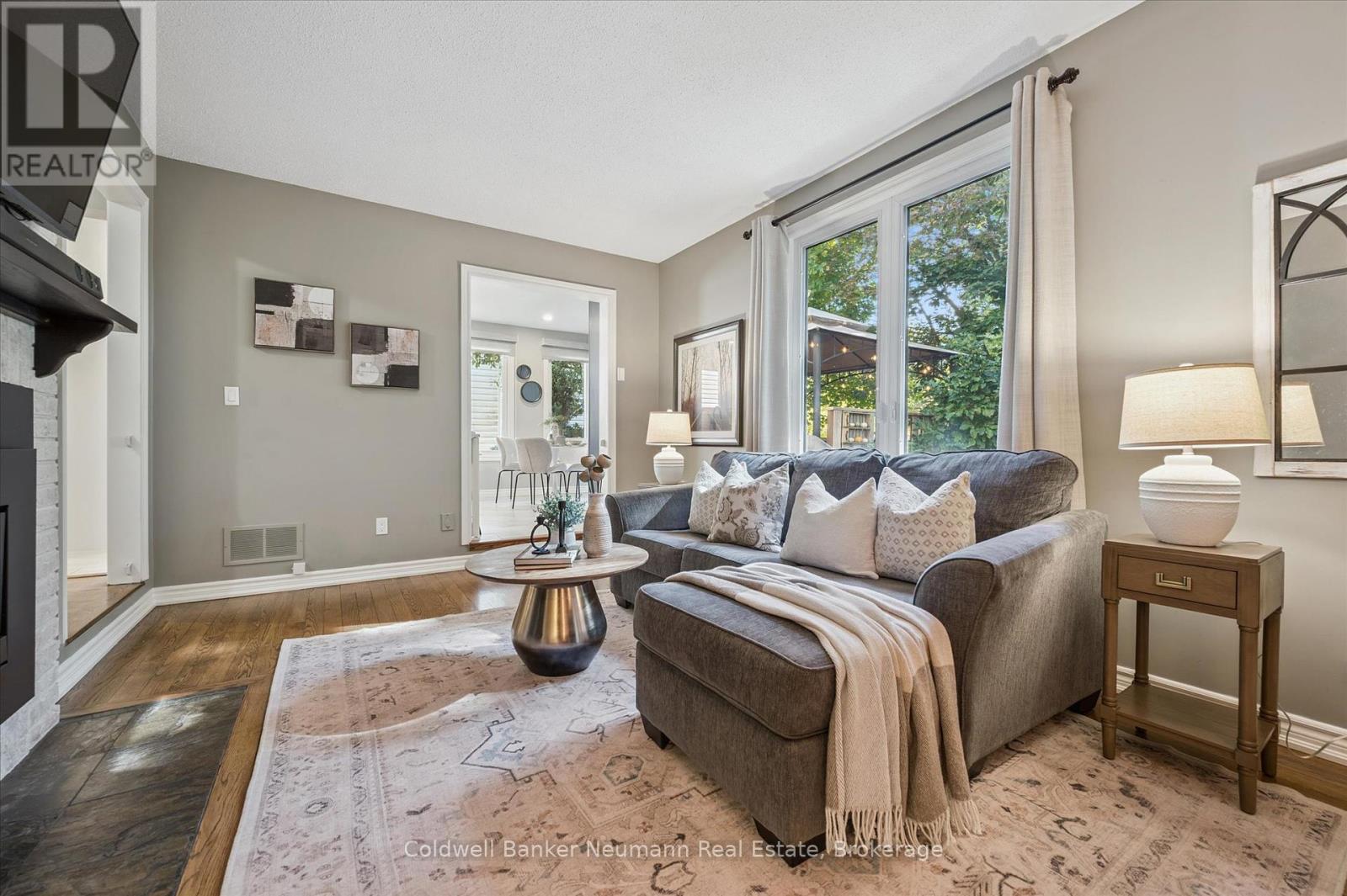 638 Holman Crescent, Centre Wellington, Ontario  N1M 3M1 - Photo 4 - X12465542