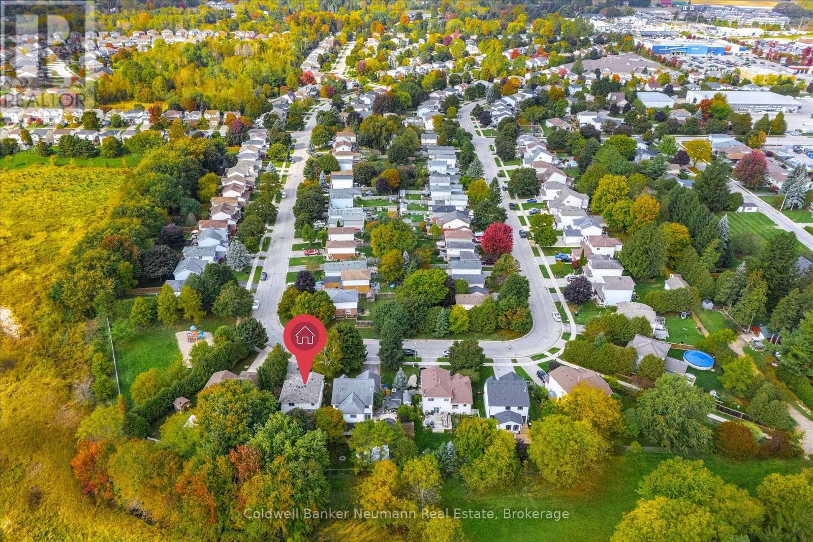 638 Holman Crescent, Centre Wellington, Ontario  N1M 3M1 - Photo 41 - X12465542