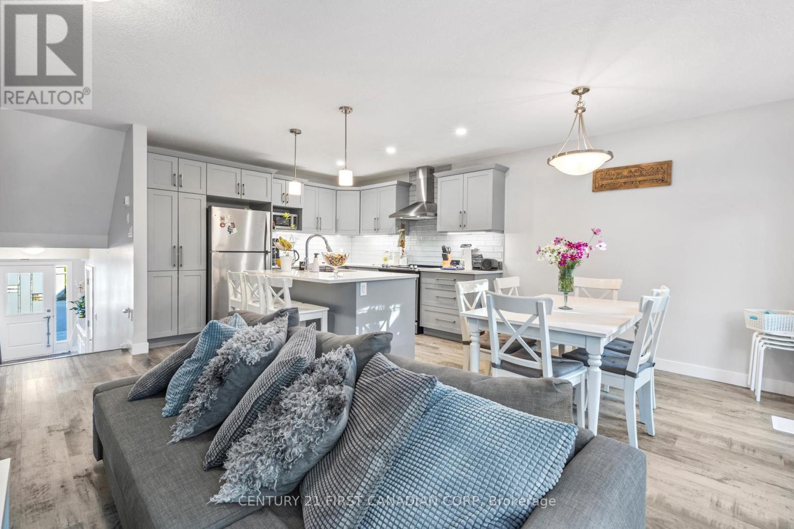 5 - 1110 Meadowlark Ridge, London South, Ontario  N6M 0H4 - Photo 13 - X12465489