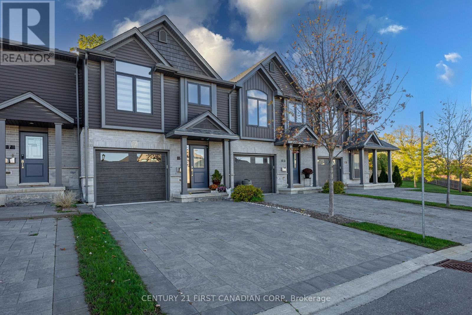 5 - 1110 Meadowlark Ridge, London South (South U), Ontario  N6M 0H4 - Photo 2 - X12465489