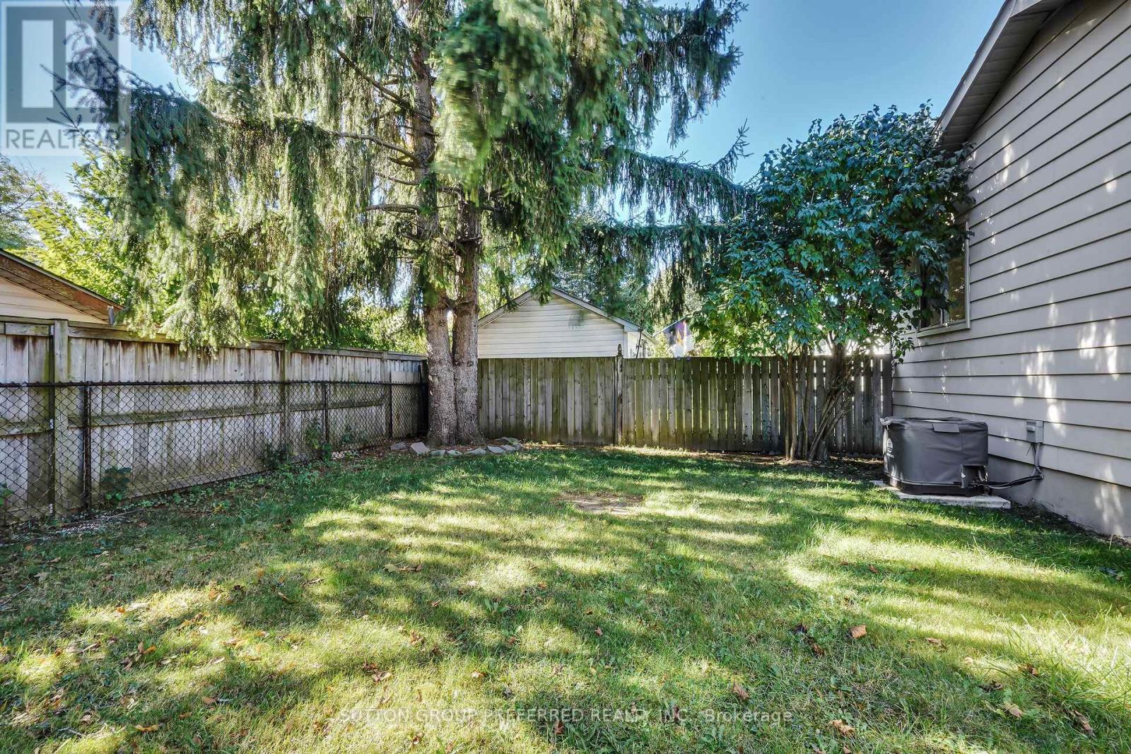 34 Hearthside Place, London East, Ontario  N5V 3N1 - Photo 38 - X12465583