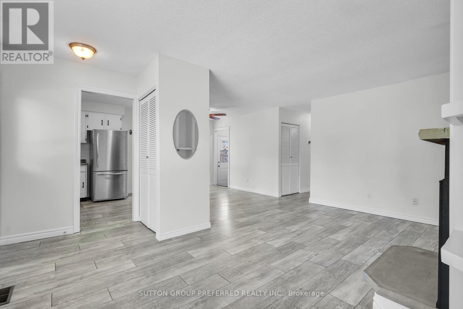34 Hearthside Place, London East, Ontario  N5V 3N1 - Photo 8 - X12465583