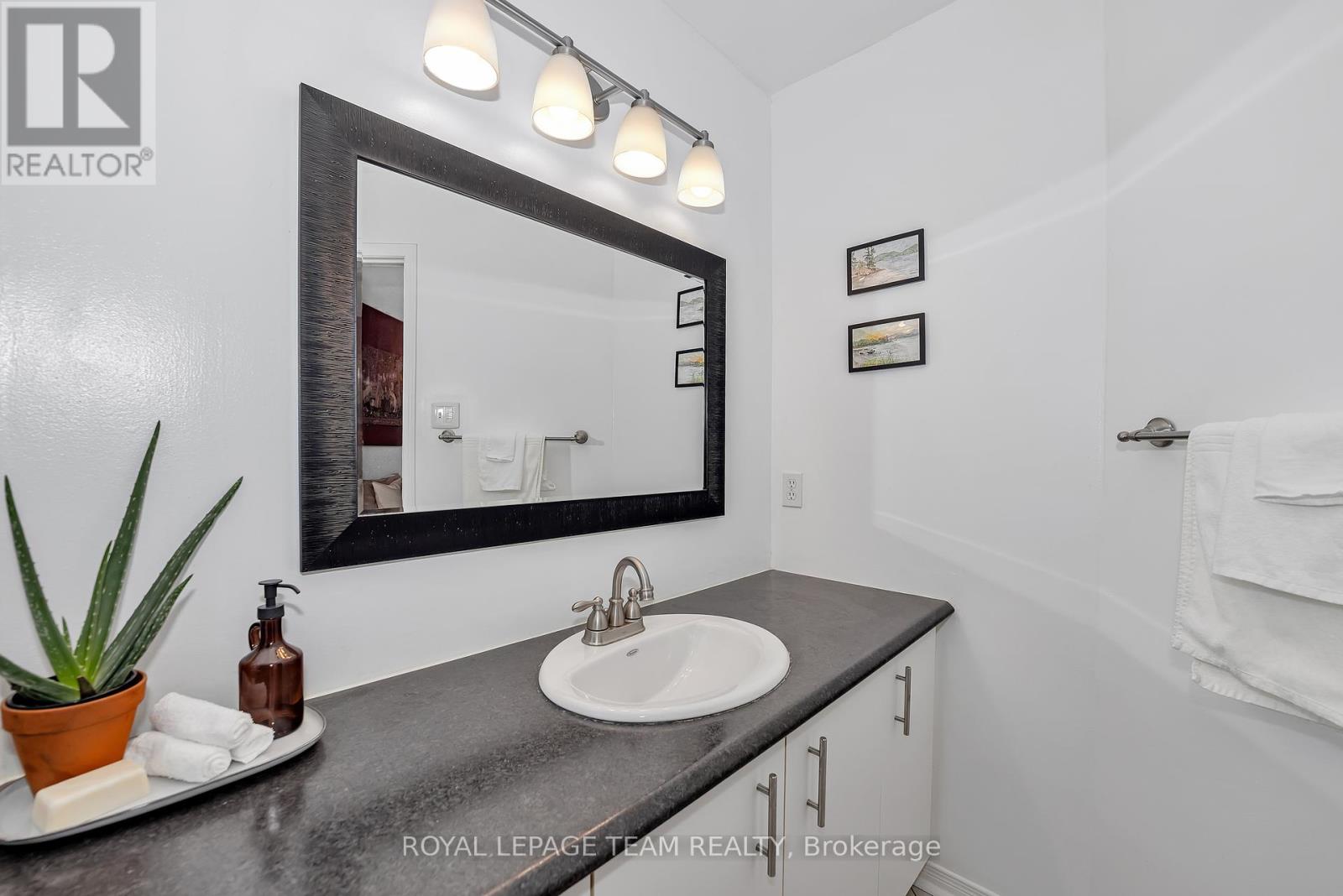 9 - 518 Lisgar Street, Ottawa, Ontario  K1R 5H5 - Photo 27 - X12465519