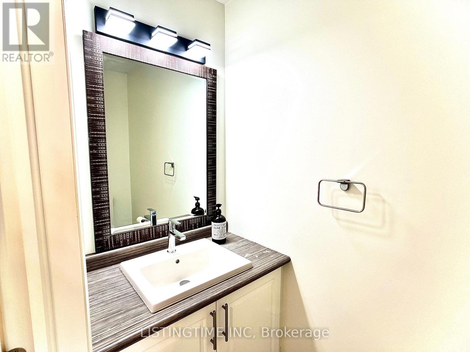 702 Brian Good Avenue, Ottawa, Ontario  K4M 0C1 - Photo 10 - X12465527