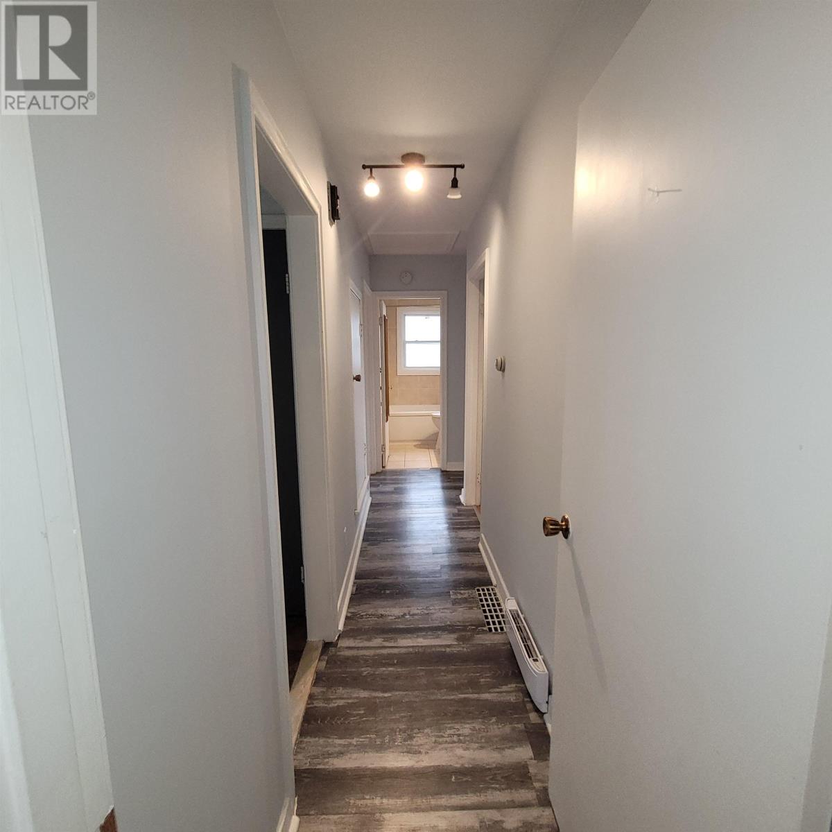 22 & 24 Mona Dr, Manitouwadge, Ontario  P0T 2C0 - Photo 7 - TB252830