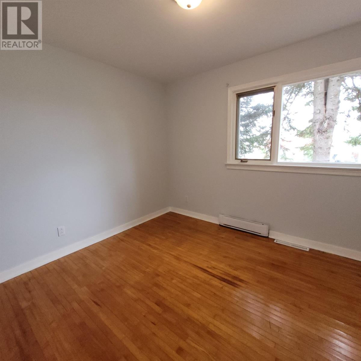 22 & 24 Mona Dr, Manitouwadge, Ontario  P0T 2C0 - Photo 13 - TB252830