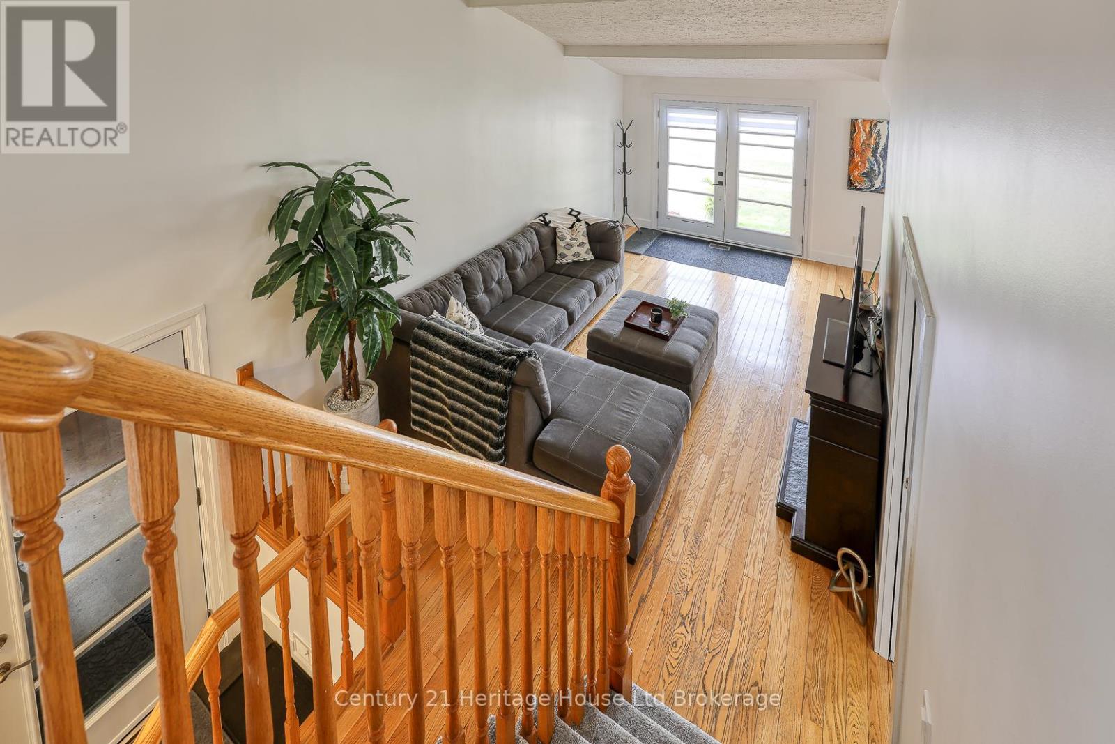 275 Cartier Drive N, Woodstock, Ontario  N4S 7T9 - Photo 7 - X12465529