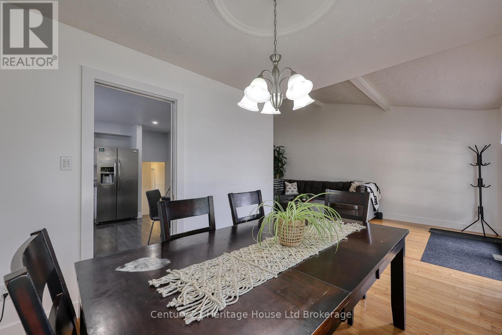 275 Cartier Drive N, Woodstock, Ontario  N4S 7T9 - Photo 9 - X12465529