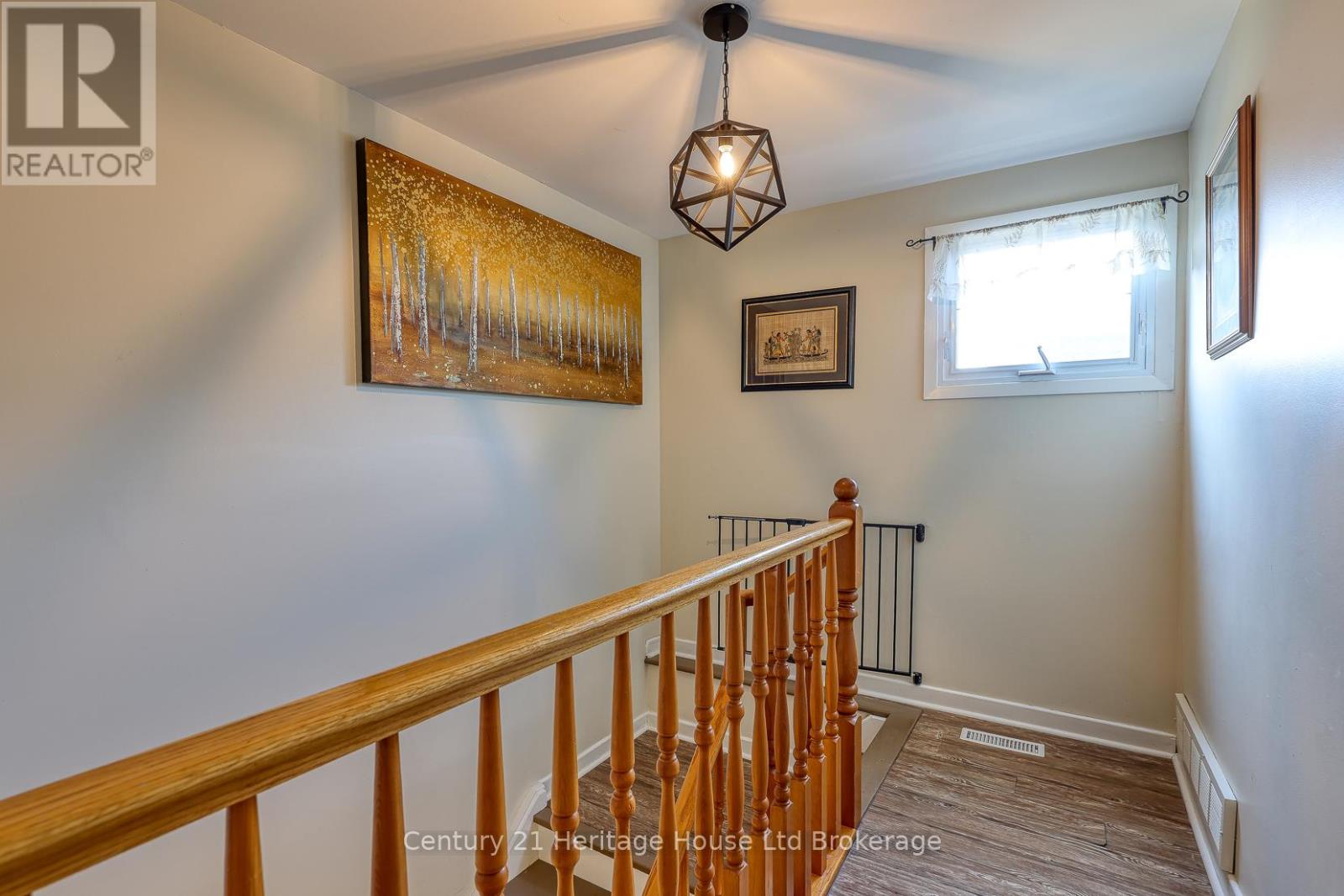 9 Edmunds Crescent, London South, Ontario  N5Z 4J1 - Photo 21 - X12465531