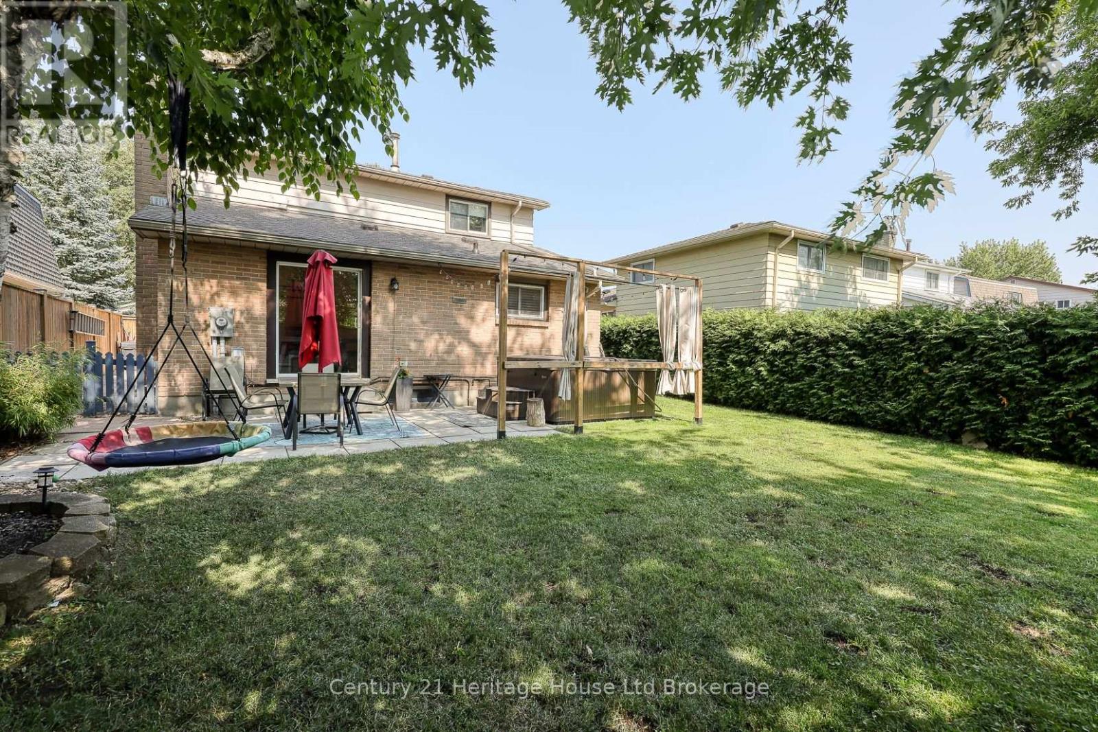 9 Edmunds Crescent, London South, Ontario  N5Z 4J1 - Photo 33 - X12465531