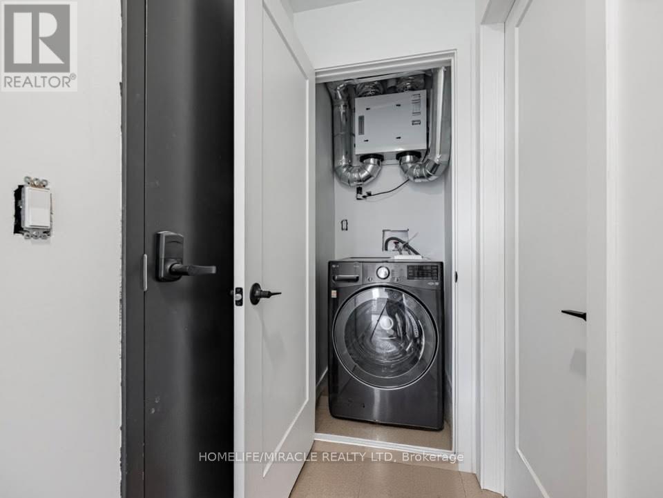 1 - 1103 Dufferin Street, Toronto, Ontario  M6H 4B5 - Photo 4 - W12430303