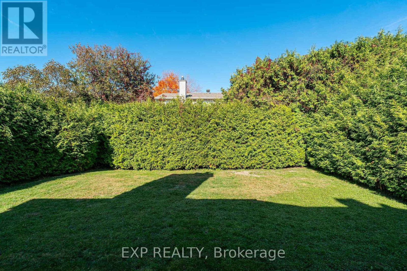 32 Maple View Crescent, Ottawa, Ontario  K2G 5J6 - Photo 43 - X12465357