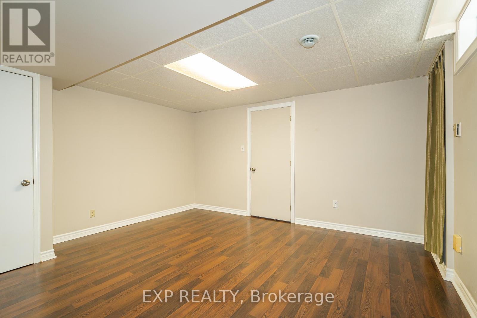 32 Maple View Crescent, Ottawa, Ontario  K2G 5J6 - Photo 41 - X12465357