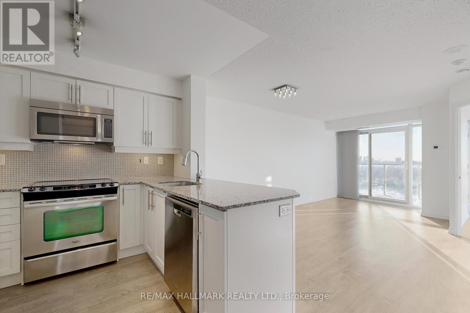 2112 - 125 Western Battery Road, Toronto, Ontario  M6K 3R8 - Photo 11 - C12465265