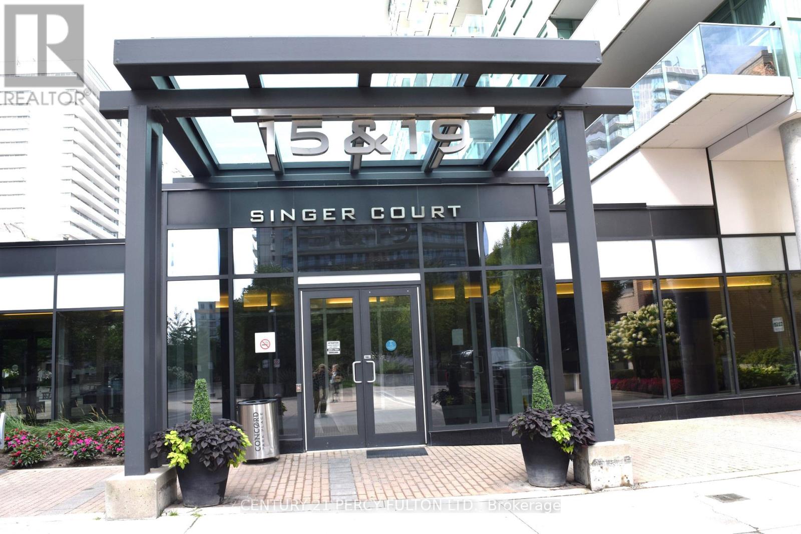 910 - 15 SINGER COURT, Toronto, Ontario