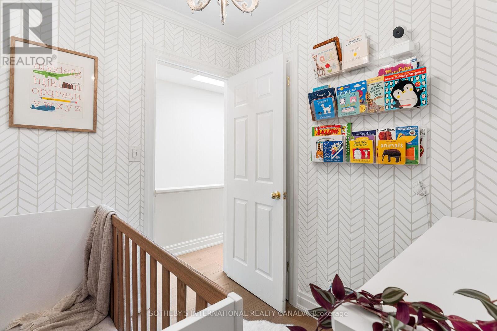 251 Bowood Avenue, Toronto, Ontario  M4N 1Y7 - Photo 27 - C12465296