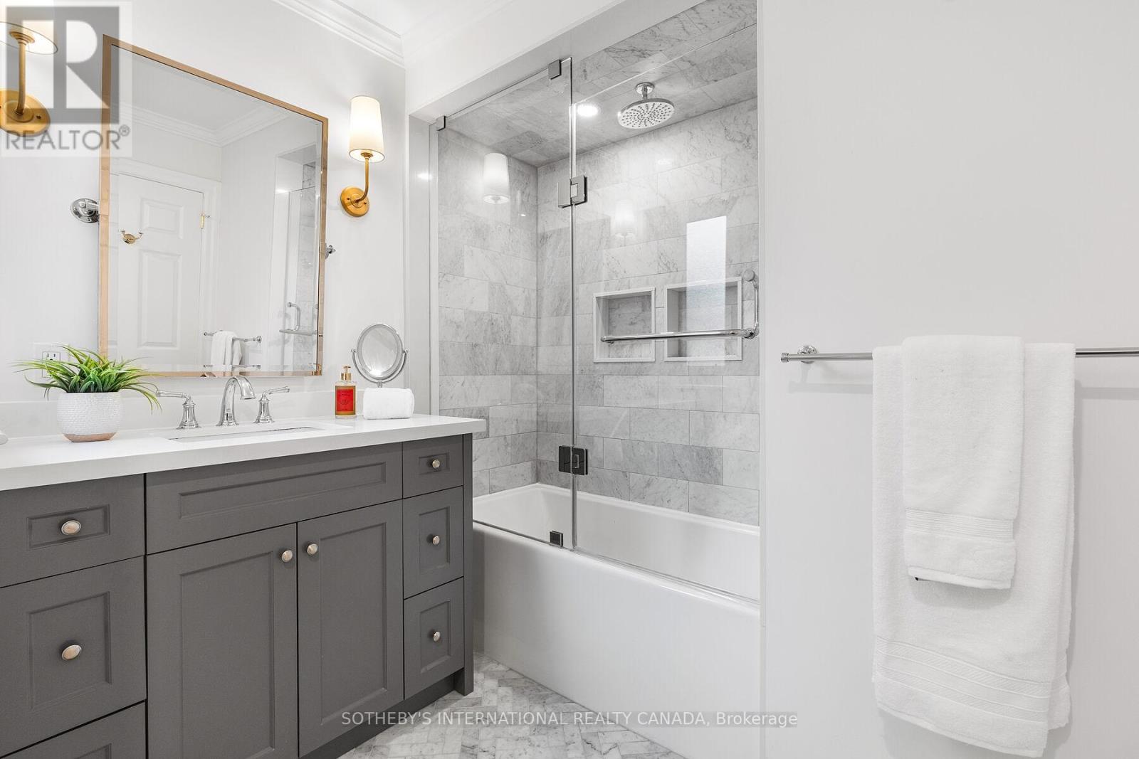 251 Bowood Avenue, Toronto, Ontario  M4N 1Y7 - Photo 28 - C12465296