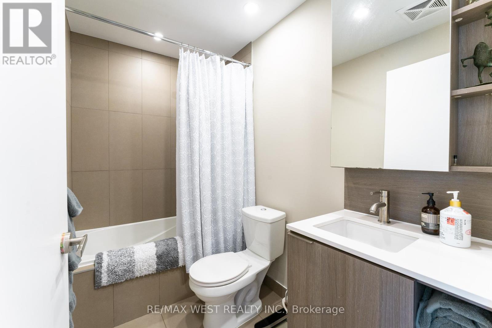 507 - 170 Sumach Street, Toronto, Ontario  M5A 0C3 - Photo 6 - C12465319
