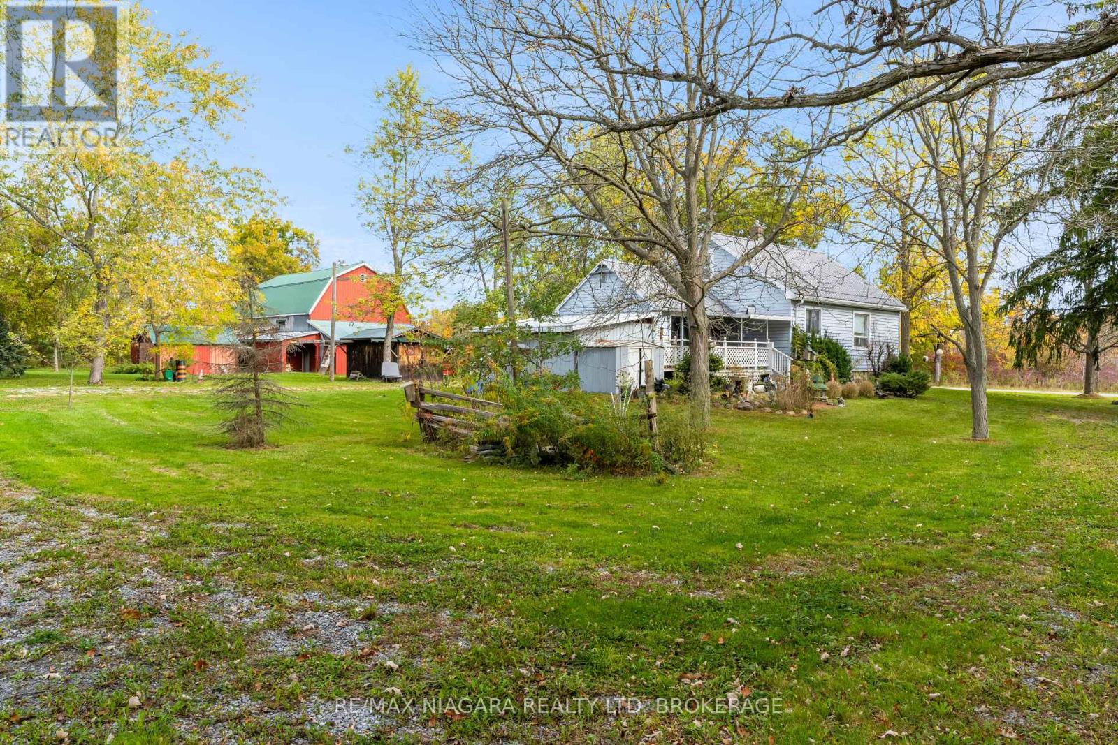 31 Matthews Road, Welland (Cooks Mills), Ontario  L3B 5N4 - Photo 10 - X12465539