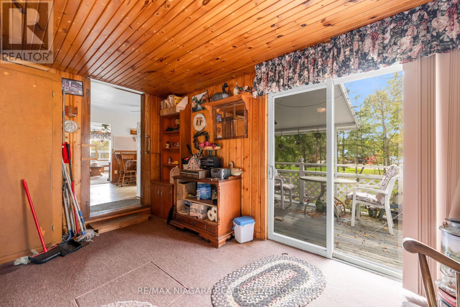 31 Matthews Road, Welland (Cooks Mills), Ontario  L3B 5N4 - Photo 23 - X12465539